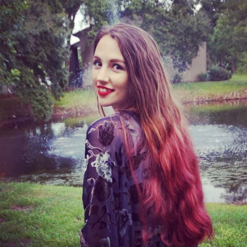 Meet your Posher, Elisha